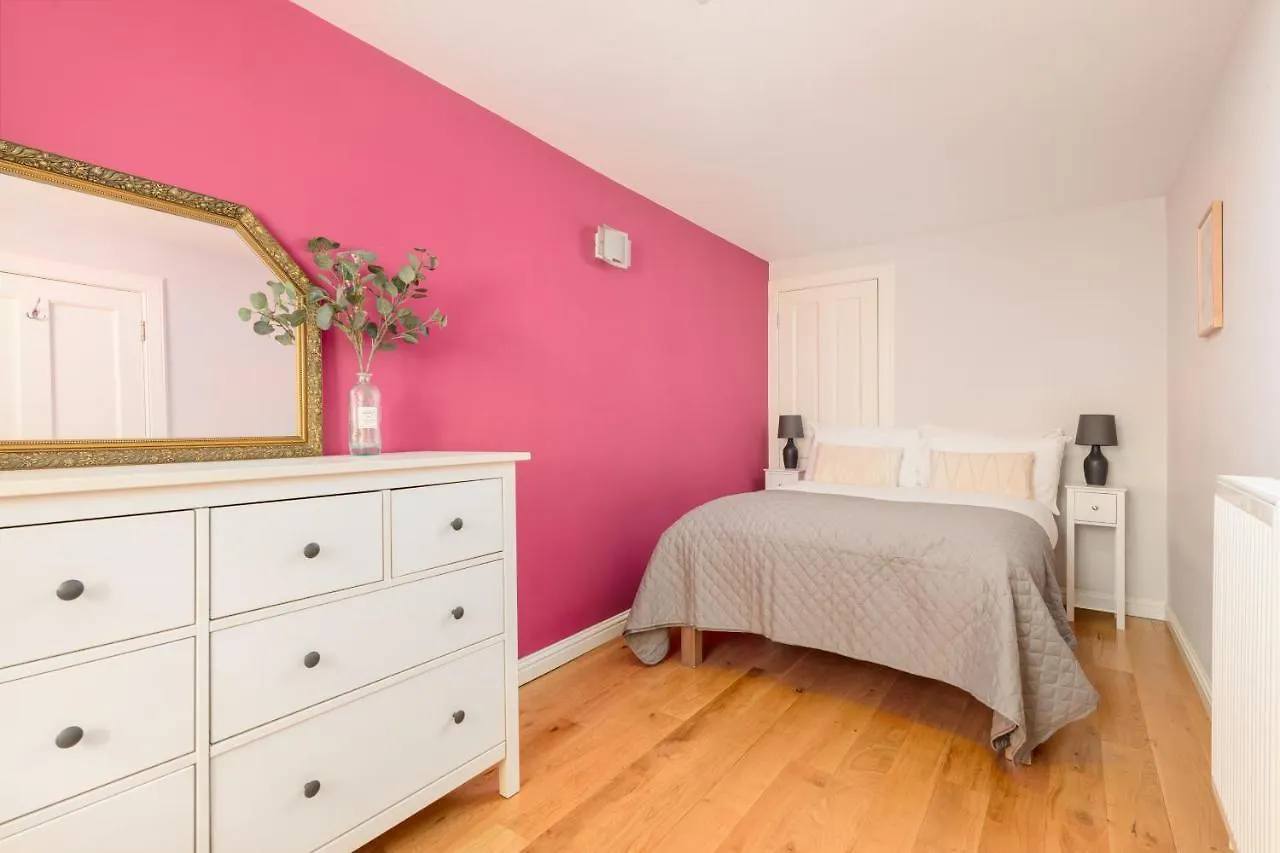 2Br New Town Garden Apartment Edinburgh